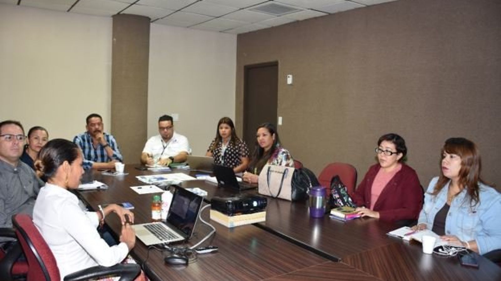 foto de noticia SALA-SEEM Organiza: Reunión de divulgación con miembros de la Comisión de Ambiente y Construcción Sostenible de la Cámara Panameña de la Construcción (CAPAC)